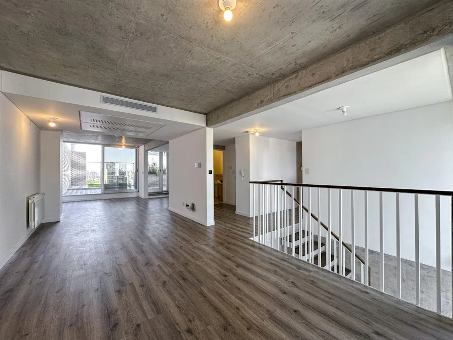 Departamento premium de 4 dormitorios con cochera y terraza exclusiva - Imagen 1 de 60