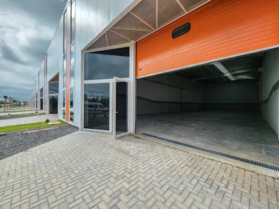 Galpones desde 375m2 cubiertos en Ciudad Industria Funes - Imagen 2