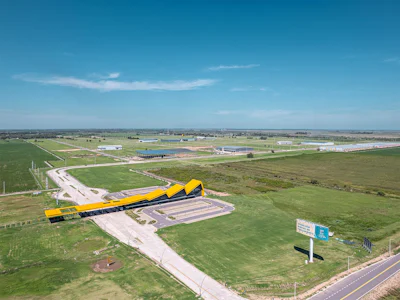 Galpones desde 500m2 cubiertos en Ciudad Industria Funes - Imagen 2