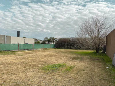 Terreno de 604m² en Acequias del Aire, Roldan - Imagen 1
