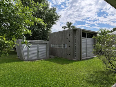 Casa de 4 dormitorios con pileta, gran quincho y 2.400m² de terreno - Imagen 5