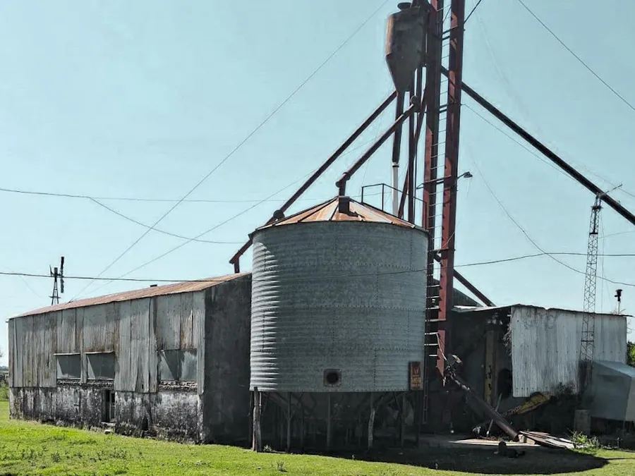 Campo de uso mixto en La Paz, Entre Rios con 800 hectareas - Imagen 1 de 7