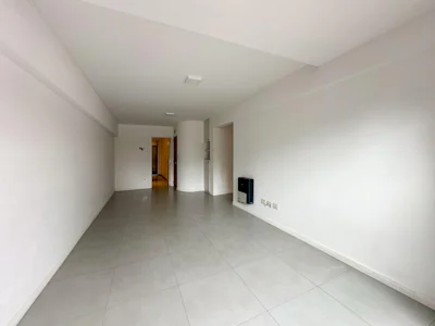 Departamento de 1 dormitorio con cocina separada y balcon terraza - Imagen 4