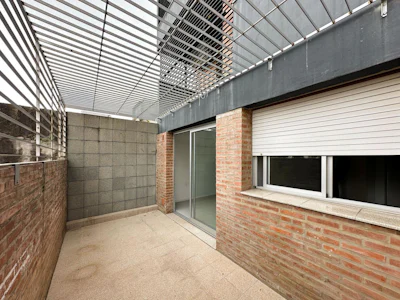 Departamento de 1 dormitorio con cocina separada y balcon terraza - Imagen 3