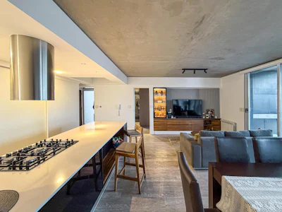 Departamento de 3 dormitorios, cochera doble y terraza exclusiva con jacuzzi - Imagen 5