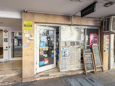 Local comercial en excelente ubicación, alquilado - Imagen 1
