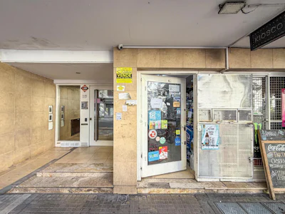 Local comercial en excelente ubicación, alquilado - Imagen 4