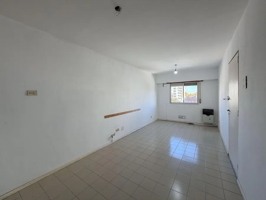 Departamento de 1 dormitorio de oportunidad en Barrio Lourdes - Imagen 1 de 12
