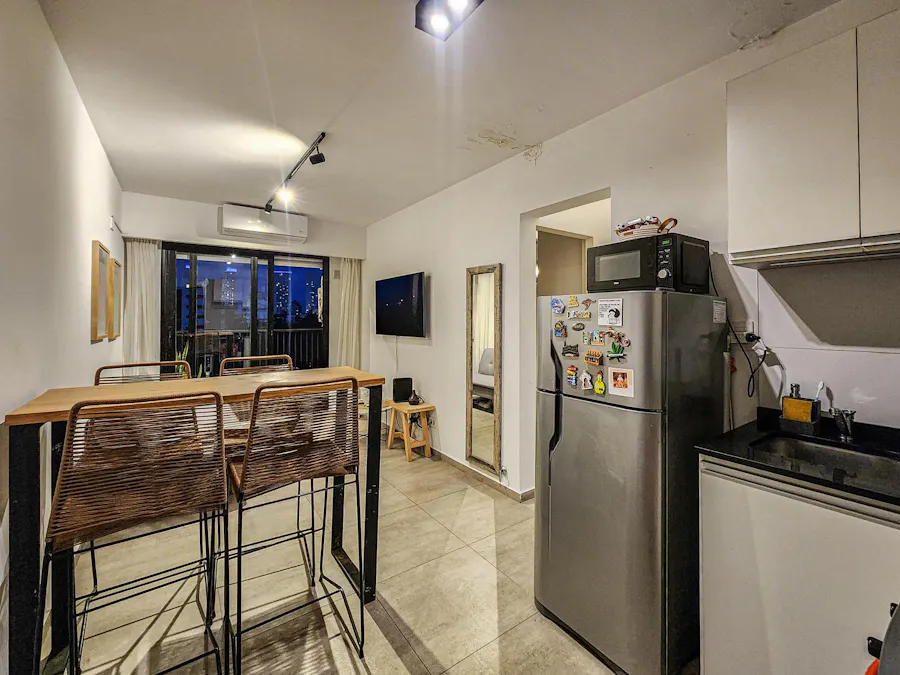 Departamento de 1 dormitorio amoblado con terraza y parrillero en Alquiler - Imagen 1 de 12