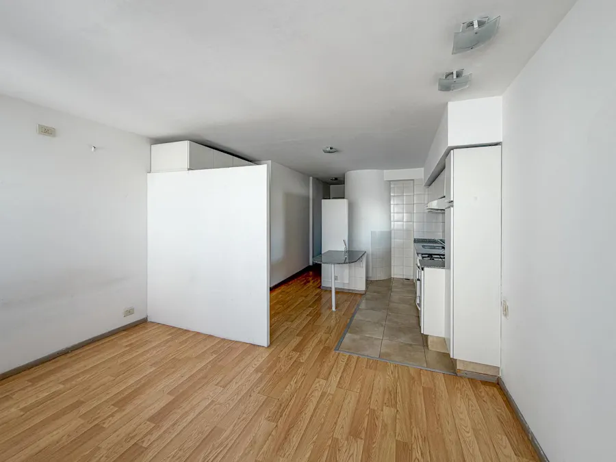 Departamento monoambiente de oportunidad con cochera en Lourdes - Imagen 1 de 12