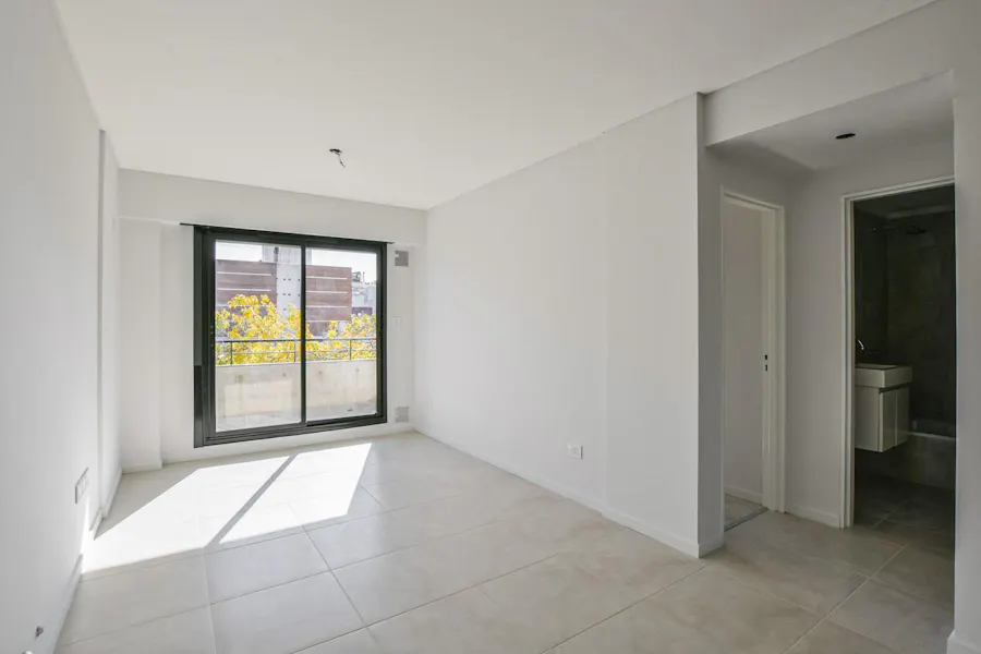 Departamento de 1 dormitorio a estrenar con balcón al Norte - Imagen 1 de 9