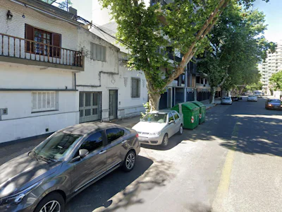 Terreno apto edificación en altura frente al parque y al mercado del patio - Imagen 2
