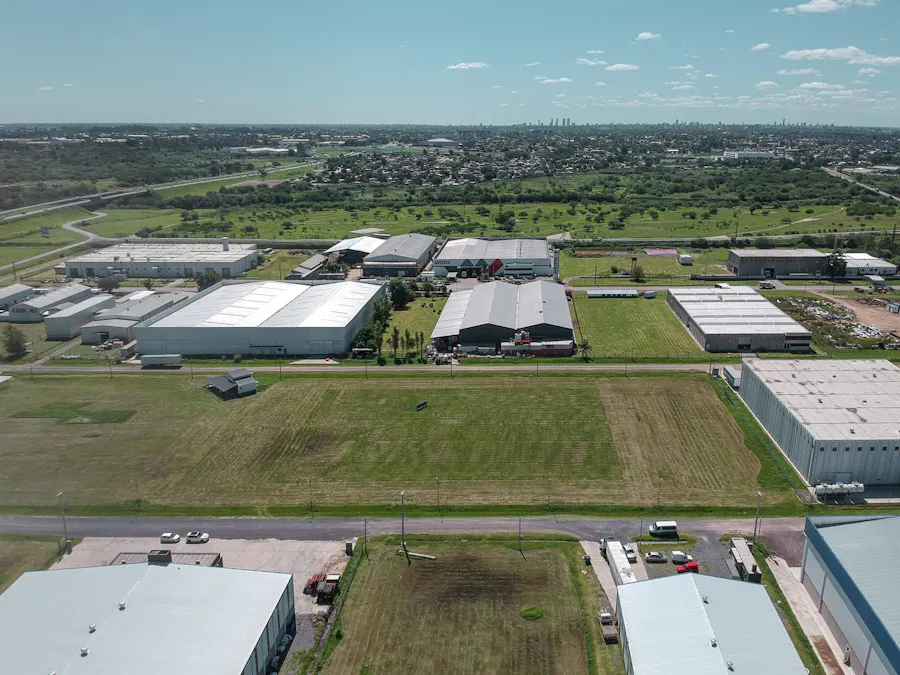 Terreno en Parque industrial consolidado de Villa Gobernador Galvez - Imagen 1 de 11