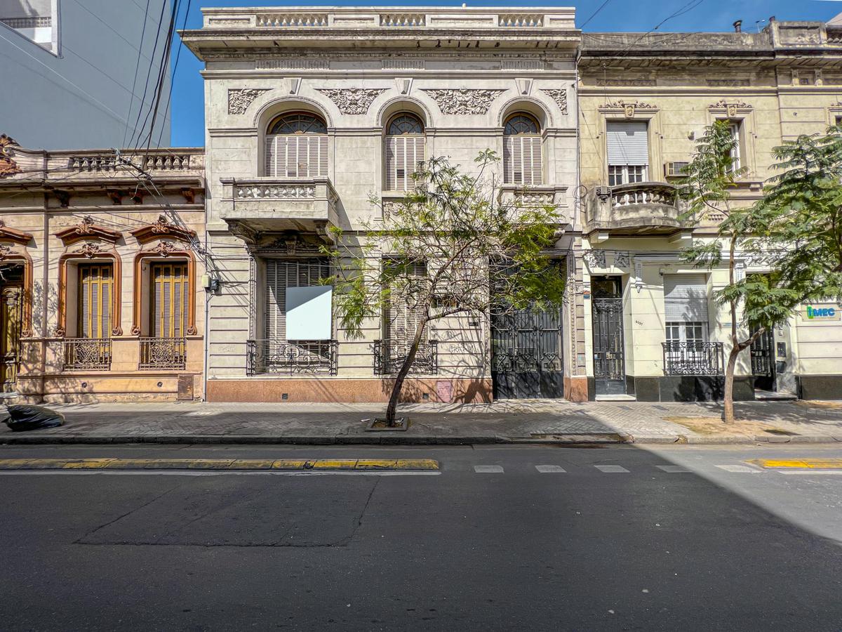 Casa de 9 dormitorios en venta en Catamarca 2023, Centro, Rosario