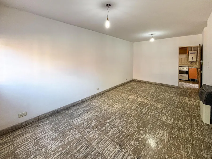Departamento de 2 dormitorios en barrio republica de la sexta - Imagen 1 de 8