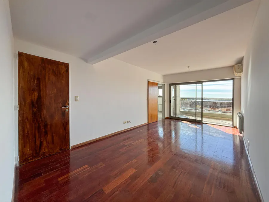 Departamento de 2 dormitorios con cochera, amenties y vista al río - Imagen 1 de 28
