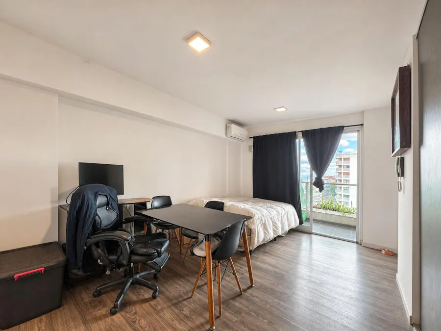 Departamento monoambiente con balcón al frente de oportunidad - Imagen 1 de 11