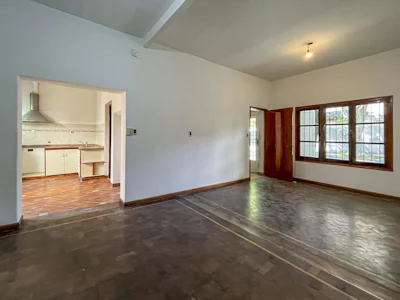 Casa en PH de 2 dormitorios con patio en planta baja - Imagen 1