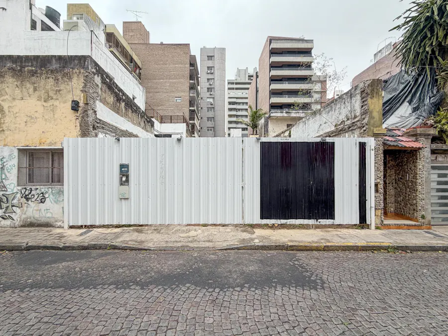 Terreno baldio sobre la mejor cortado de la zona río - Imagen 1 de 6