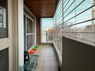 Departamento de 1 dormitorio con balcón al frente en Pichincha - Imagen 4
