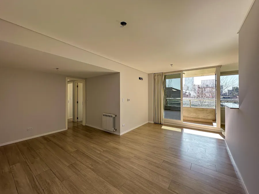 Departamento de 2 dormitorios con 2 baños, radiadores y amenities en Condos Refinerias - Imagen 1 de 16