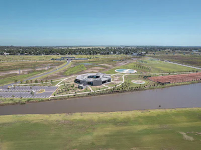 El mejor terreno en Vida Club de Campo, frente sur y fondo reservorio - Imagen 5