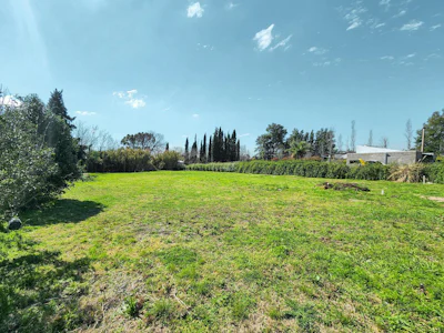 Terreno de 1.000m² en Hostal del Sol con frente Sur - Imagen 4
