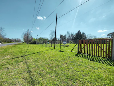 Terreno de 2.000m² apto subdivisión en Hostal del Sol - Imagen 3