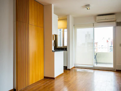 Departamento de 1 dormitorio en zona río con balcón aterrazado - Imagen 4
